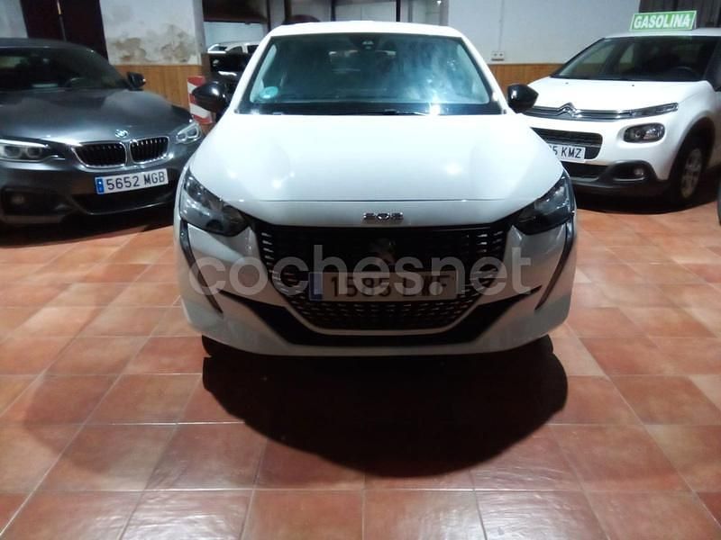 Blanco Usado 2022 Peugeot 208 Active Utilitario | 13.500 € (Precio justo) - Imagen 1/4