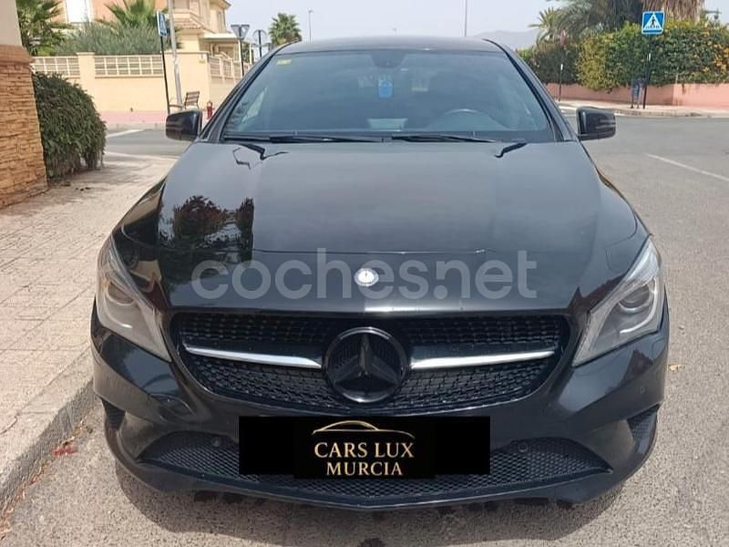 Negro Usado 2014 Mercedes CLA200 Berlina | 12.500 € (Super precio) - Imagen 1/4