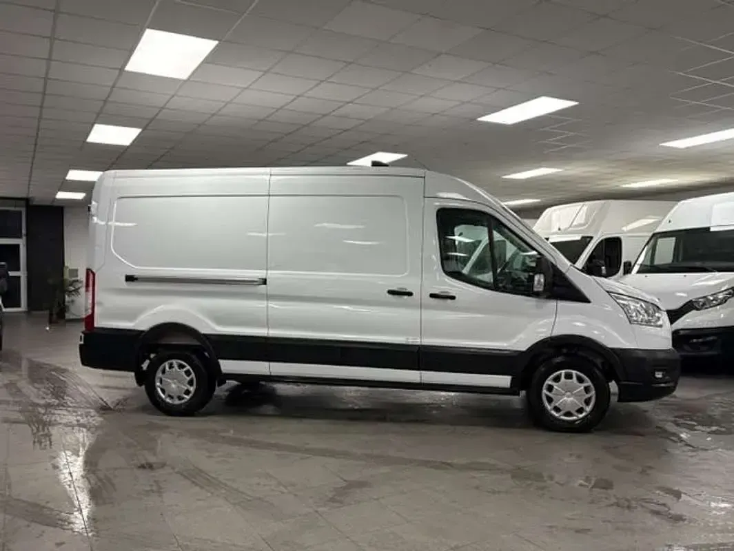 Usado Ford Transit 130 CV (95 kW) 2022 Blanco Van