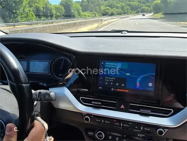 Usado Kia Niro 141 CV (103 kW) 2020 Azul SUV