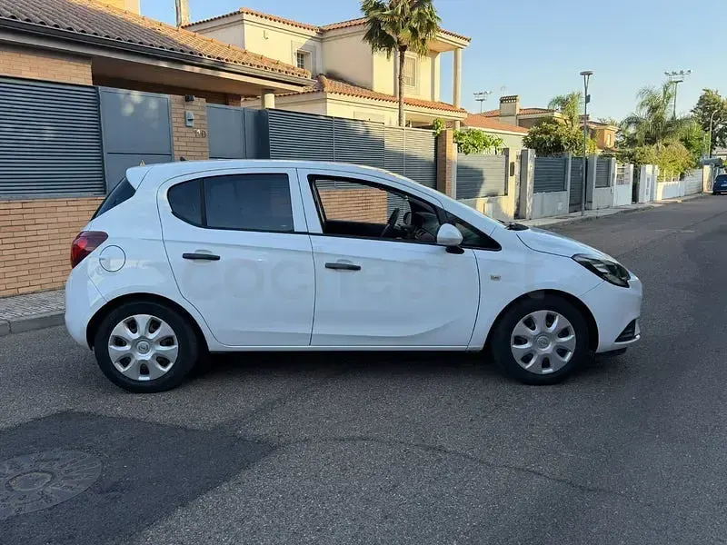 Usado Opel Corsa Expression 75 CV (55 kW) 2015 Blanco Utilitario