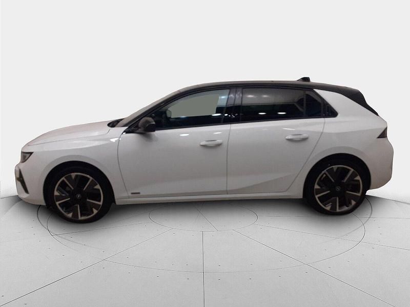 Usado Opel Astra Ultimate 116 kW (159 CV) 2023 Otro Berlina