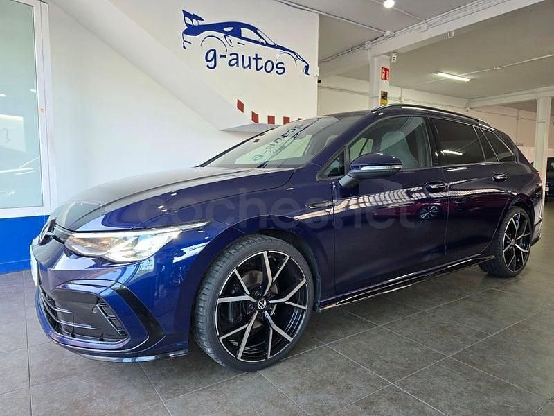 Usado VW Golf VIII R-line 130 CV (95 kW) 2021 Azul Familiar