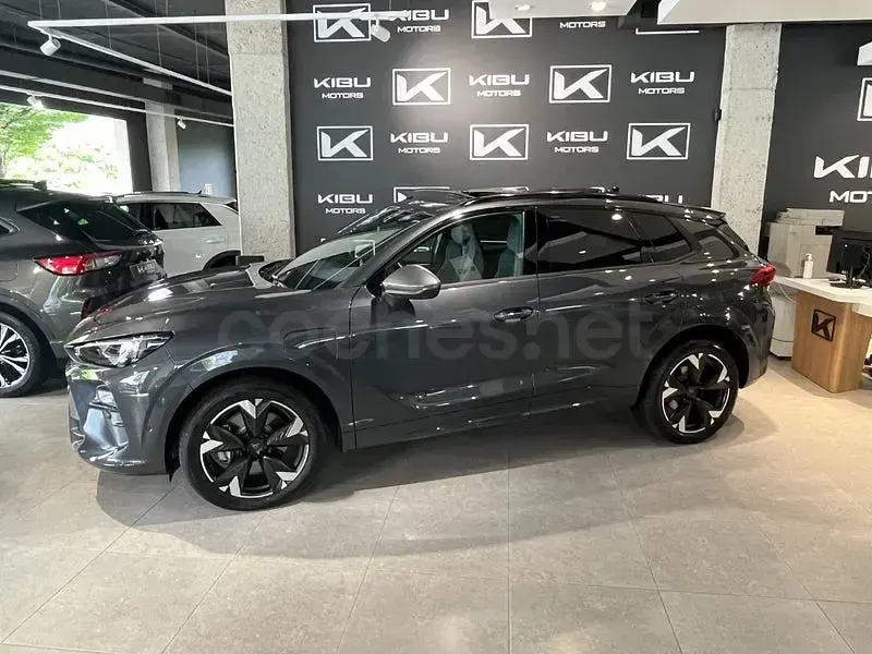Usado Cupra Terramar 204 CV (150 kW) 2025 Gris / plata SUV