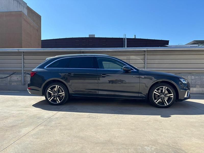 Usado Audi A4 S-Line 170 CV (125 kW) 2020 Negro Familiar