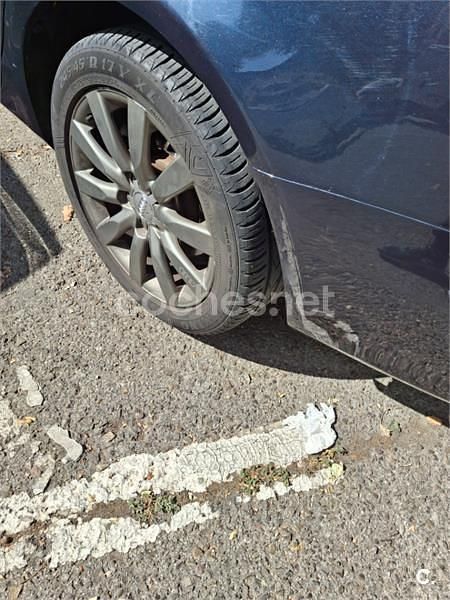 Usado Audi A4 177 CV (130 kW) 2012 Azul Berlina