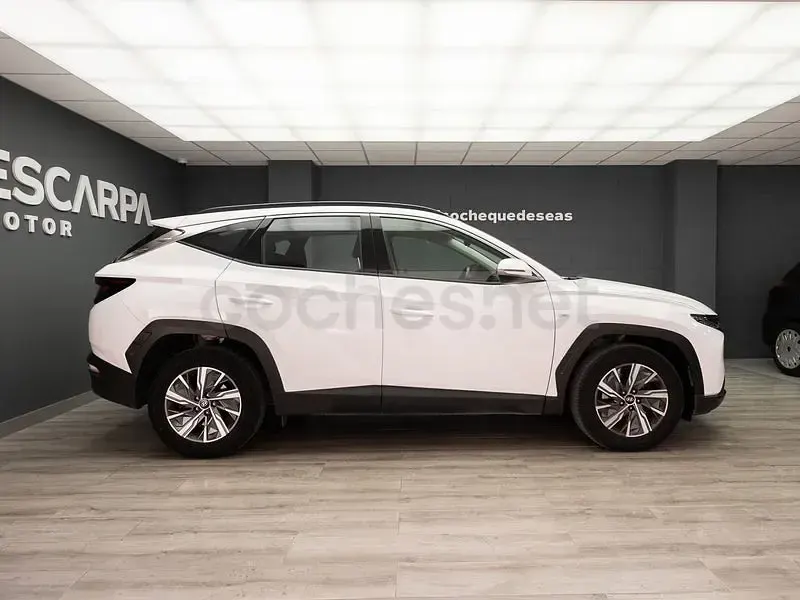 Usado Hyundai Tucson 136 CV (100 kW) 2022 Blanco SUV