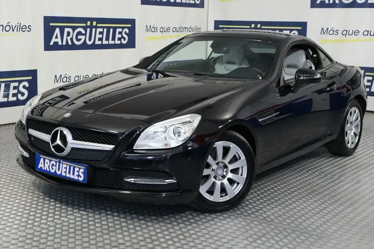 Usado Mercedes SLK250 204 CV (150 kW) 2013 Negro Descapotable