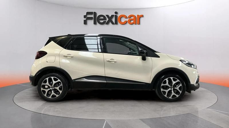 Usado Renault Captur LIMITED 90 CV (66 kW) 2019 Beige SUV