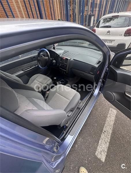 Usado Hyundai Getz 63 CV (46 kW) 2003 Azul Utilitario
