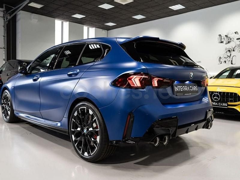 Usado BMW M135 Comfort Edition 300 CV (220 kW) 2024 Azul Utilitario