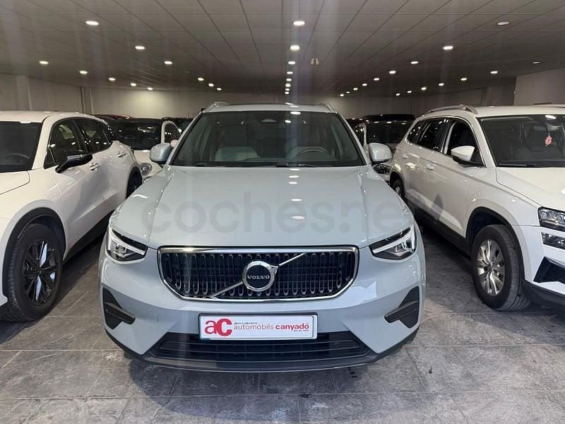 Usado Volvo XC40 Core 163 CV (119 kW) 2025 Blanco SUV