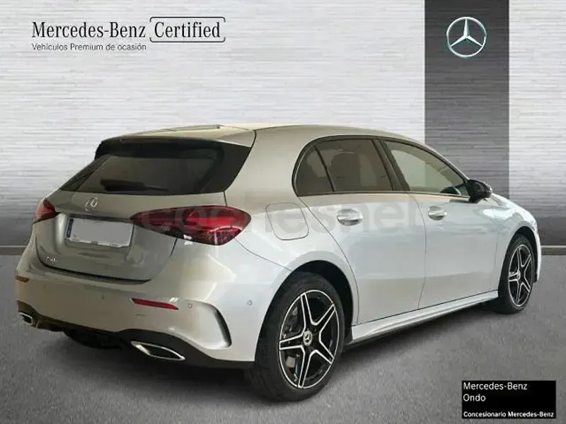 Käytetty Mercedes A250 AMG line 218 HP (160 kW) 2025 Harmaa Sedan