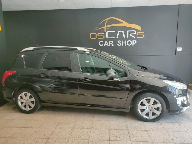 Usado Peugeot 308 SW 120 CV (88 kW) 2009 Negro Familiar
