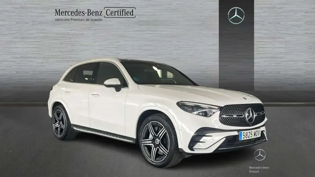 Usado Mercedes GLC220 AMG line 197 CV (144 kW) 2023 Blanco SUV