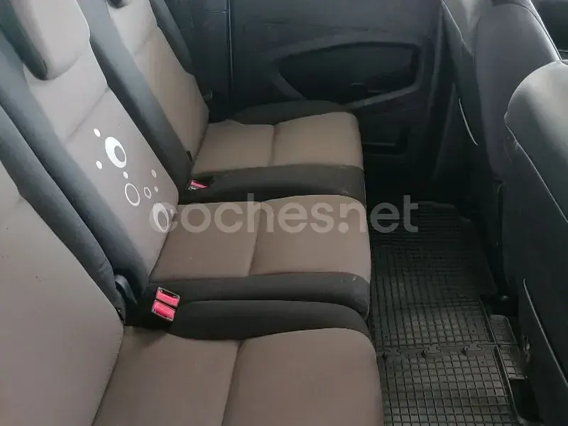 Usado Citroën Berlingo Feel 75 CV (55 kW) 2016 Gris / plata Monovolumen