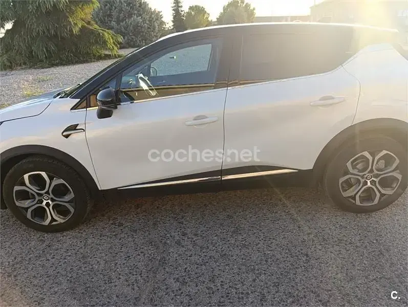 Usado Renault Captur Techno 140 CV (102 kW) 2023 Blanco SUV