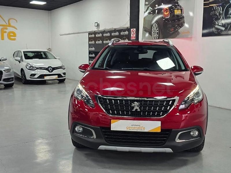 Usado Peugeot 2008 Allure 110 CV (80 kW) 2018 Rojo SUV