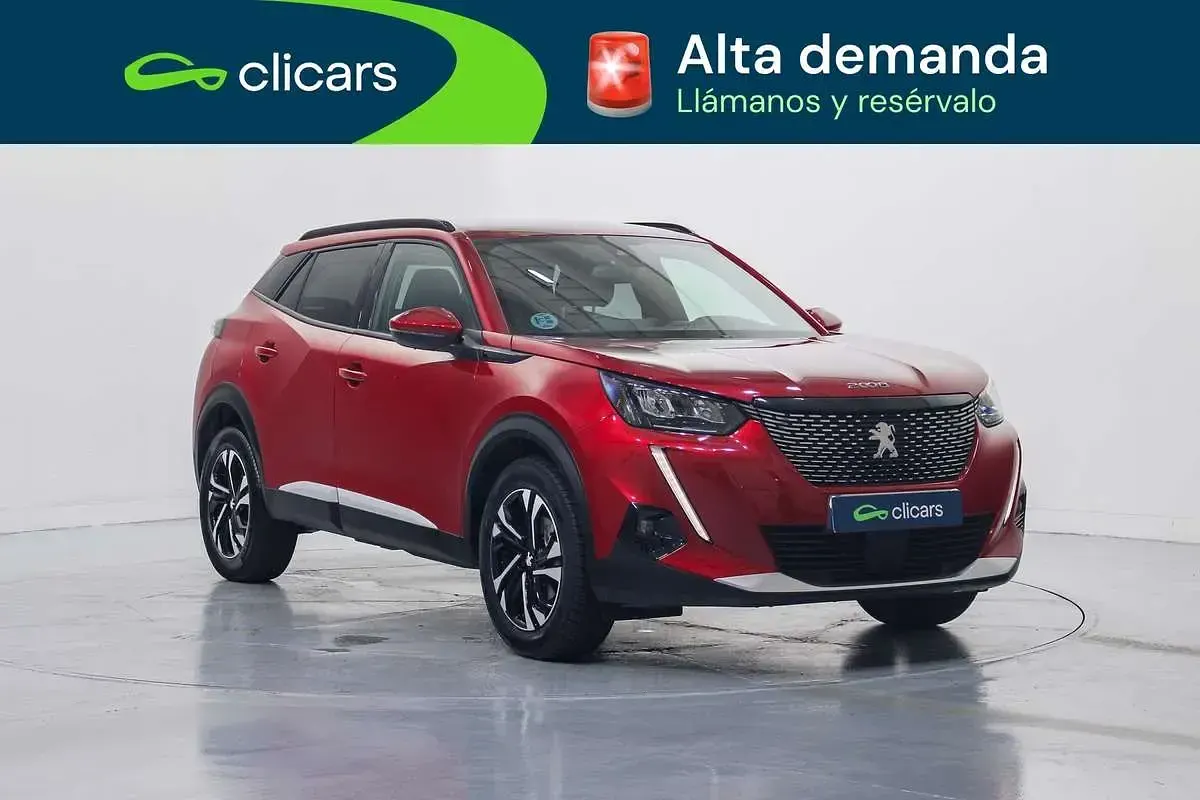 Usado Peugeot 2008 Allure 131 CV (96 kW) 2021 Rojo SUV