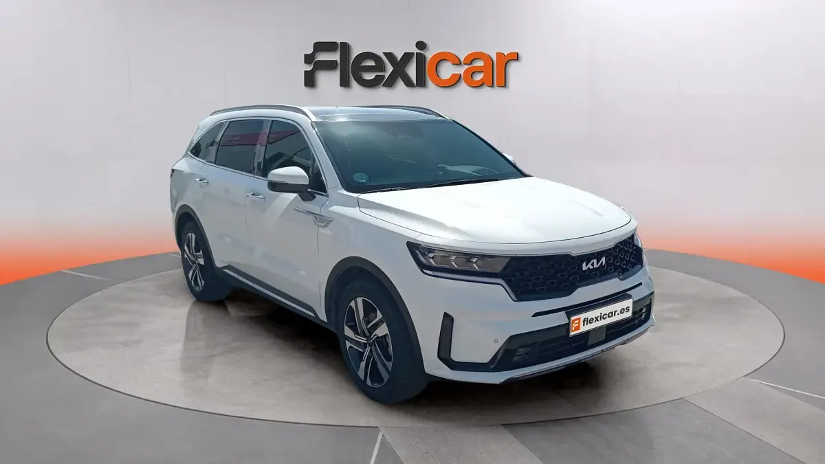 Usado Kia Sorento Plus 232 CV (170 kW) 2024 Blanco SUV