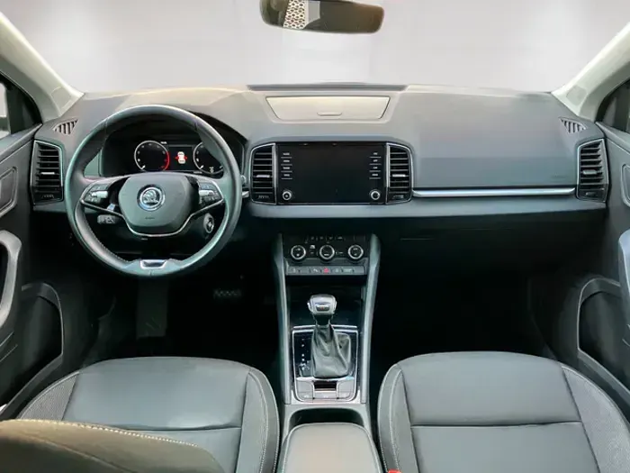 Usado Skoda Karoq Ambition 150 CV (110 kW) 2022 Azul SUV