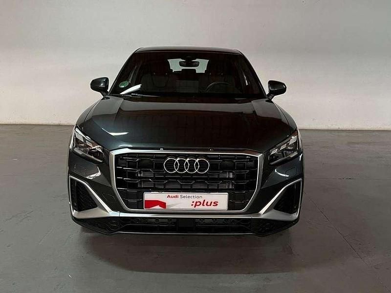 Usado Audi Q2 150 CV (110 kW) 2025 Gris SUV