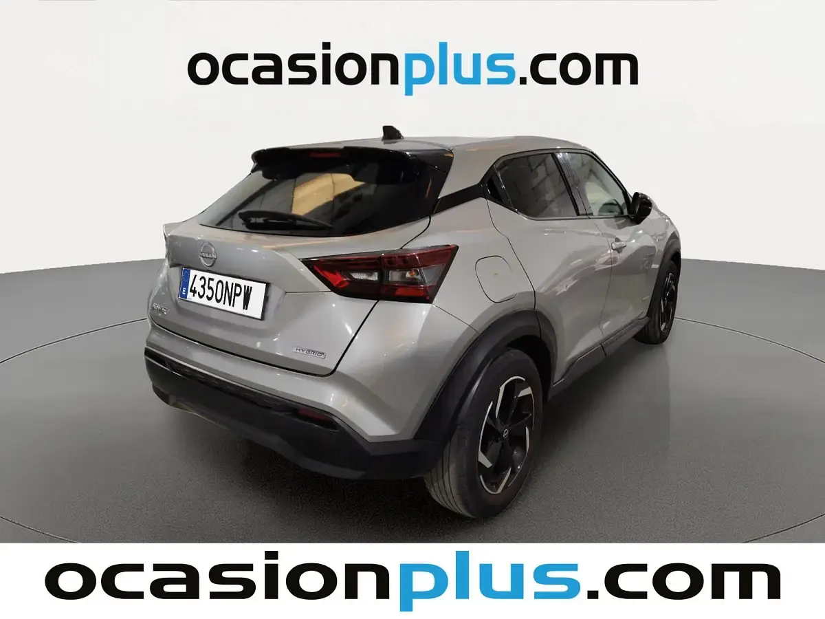 Usado Nissan Juke N-Connecta 143 CV (105 kW) 2024 Gris plata SUV