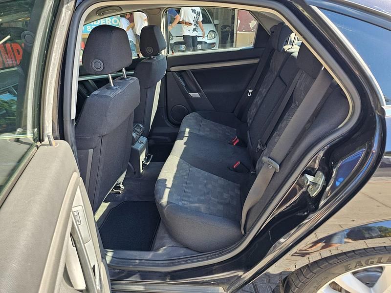 Negro Usado 2005 Opel Vectra Cosmo Berlina | 3990 € (Un poco caro) - Imagen 1/4