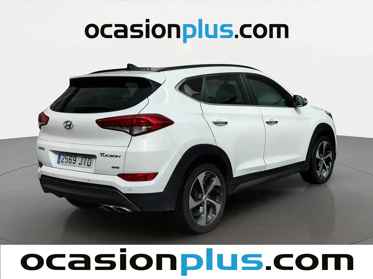 Usado Hyundai Tucson Style 176 CV (129 kW) 2016 Blanco SUV