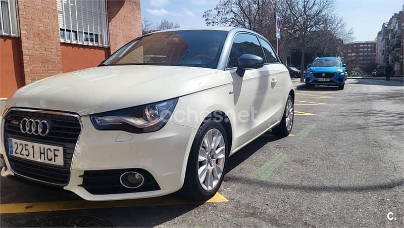 Usado Audi A1 Ambition 105 CV (77 kW) 2011 Blanco Utilitario