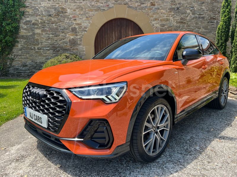 Naranja Usado 2023 Audi Q3 Sportback Ambiente SUV | 39.900 € (Buen precio) - Imagen 1/4