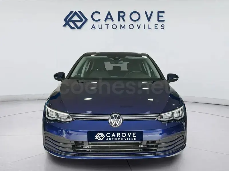 Usado VW Golf VIII Life 110 CV (80 kW) 2023 Azul Berlina