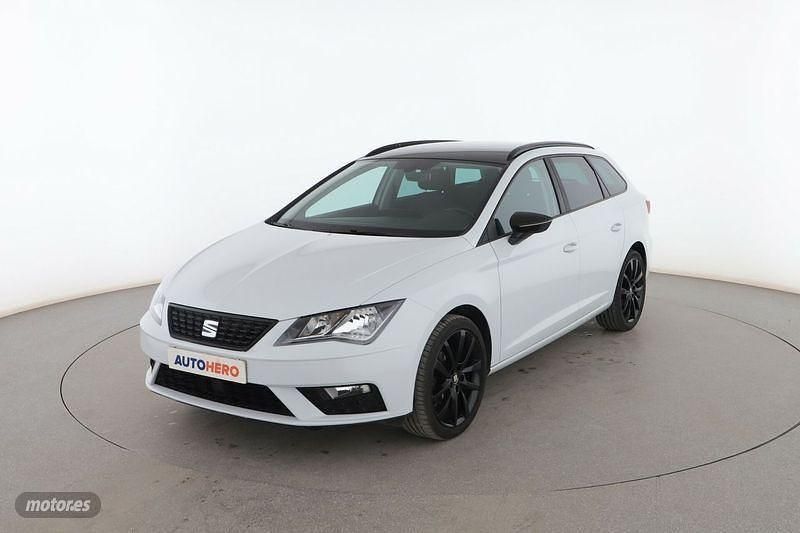 Blanco Usado 2018 Seat Leon ST CONNECT Familiar | 11.799 € (Precio justo) - Imagen 1/3