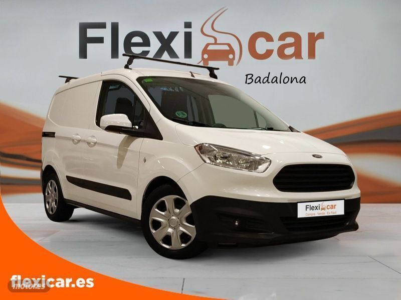 Usado Ford Tourneo Courier Ambiente 75 CV (55 kW) 2018 Blanco Monovolumen