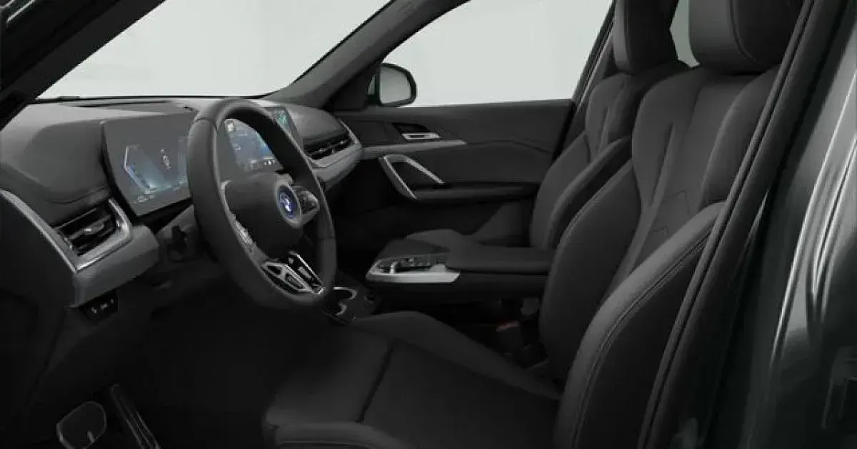 Gebraucht BMW iX1 180 kW (245 PS) 2025 SUV