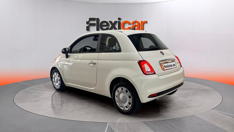 Usado Fiat 500 Club 71 CV (52 kW) 2022 Blanco Berlina