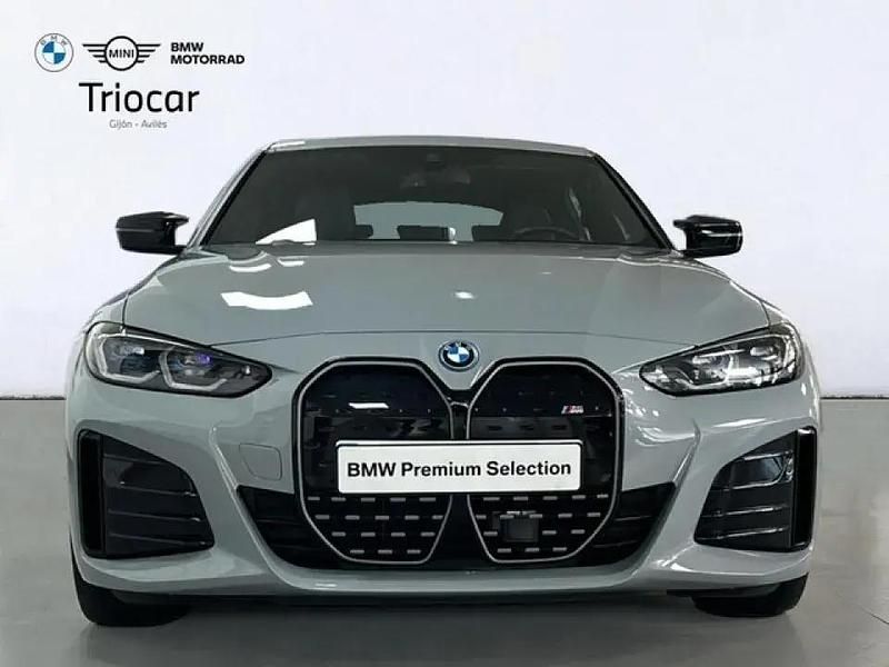Usado BMW i4 Shadowline 294 kW (401 HP) 2022 Cinzento Sedan