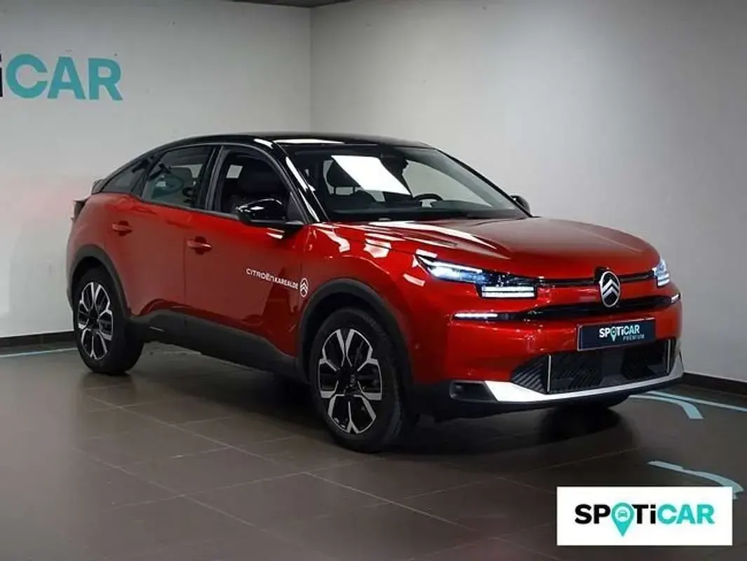 Usado Citroën e-C4 Business Class 116 kW (158 CV) 2026 Rojo Berlina