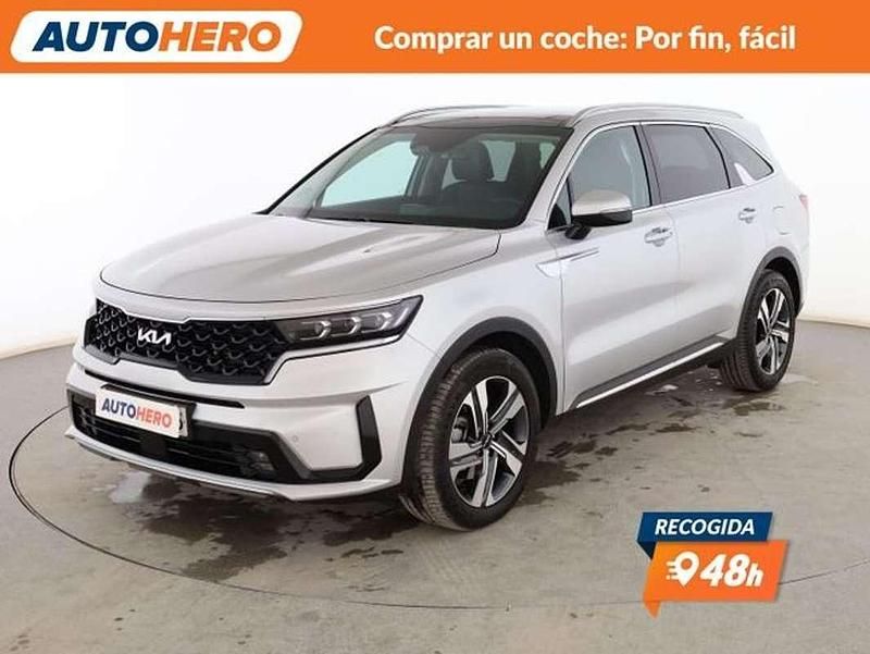 Usado Kia Sorento 230 CV (169 kW) 2024 Gris SUV