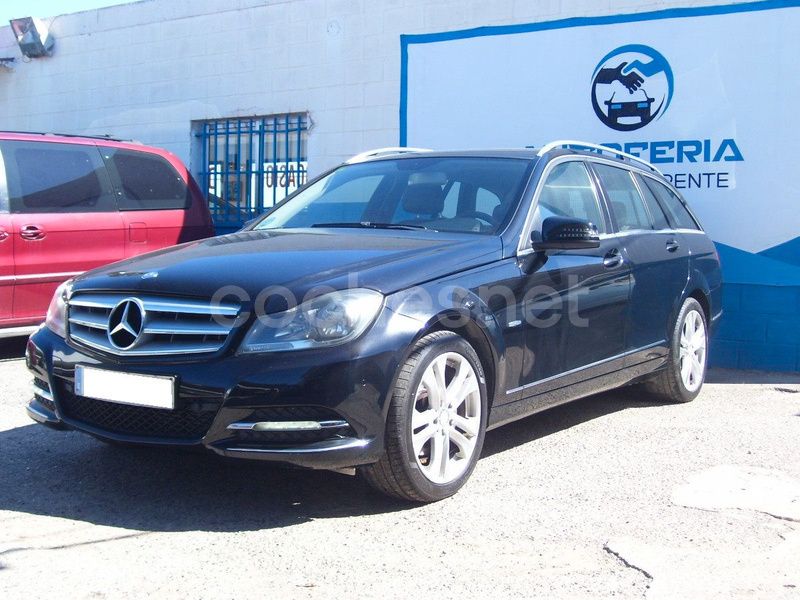 Usado Mercedes C250 Avantgarde 204 CV (150 kW) 2012 Negro Familiar