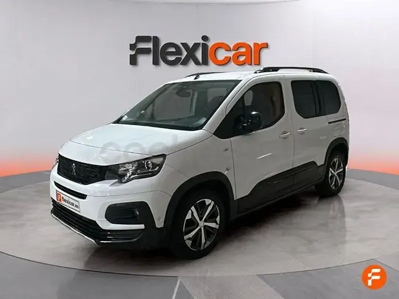Usado Peugeot Rifter GT 130 CV (95 kW) 2023 Blanco Monovolumen
