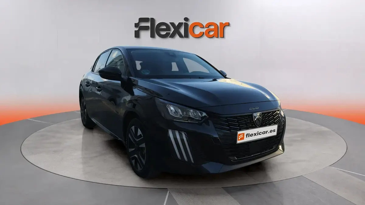 Usado Peugeot 208 Allure 101 CV (74 kW) 2025 Utilitario