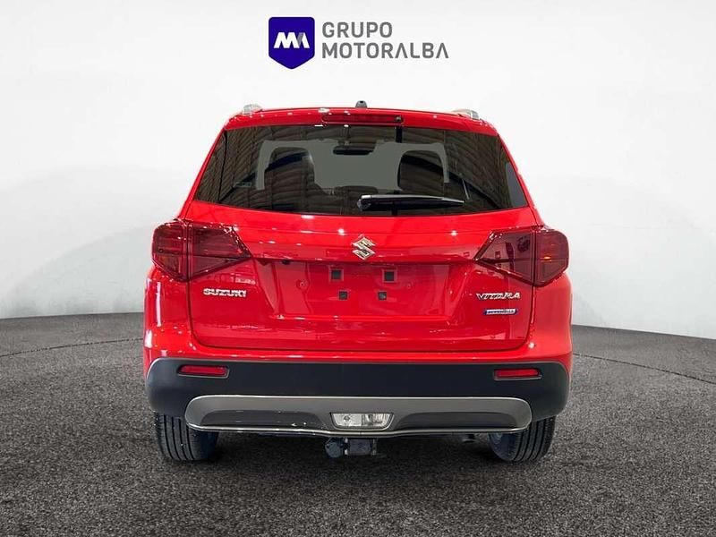 Usado Suzuki Vitara 129 CV (94 kW) 2023 Rojo SUV