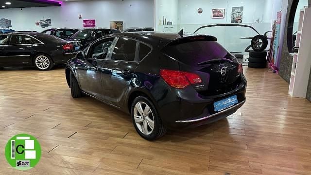 Usado Opel Astra 140 CV (102 kW) 2015 Utilitario