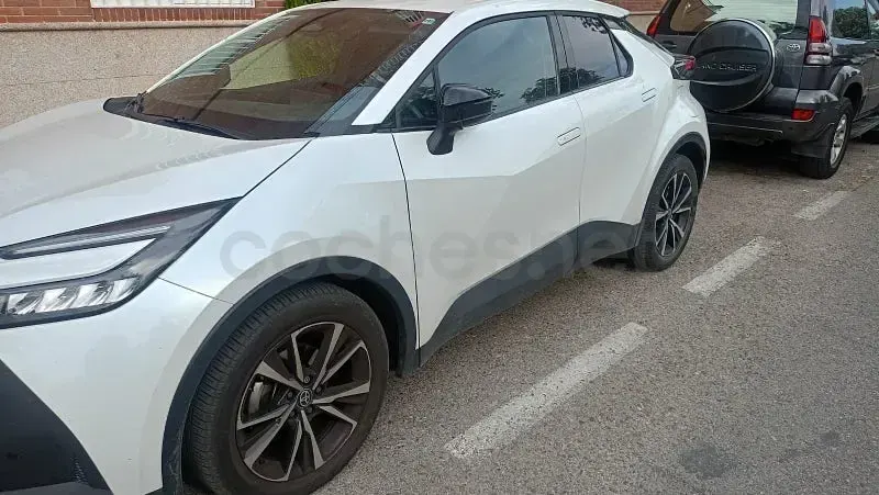 Usado Toyota C-HR Advance 140 CV (102 kW) 2024 Blanco SUV