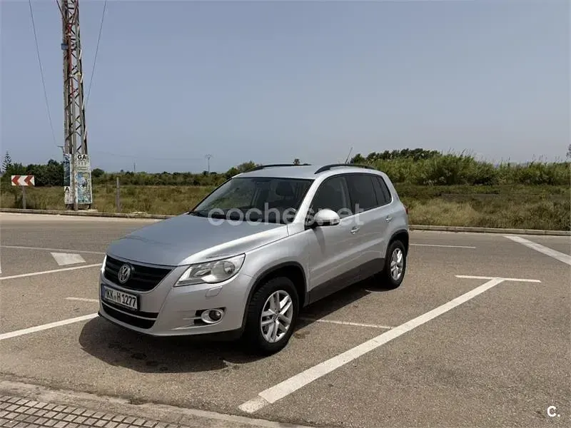 Usado VW Tiguan 140 CV (102 kW) 2007 Gris / plata SUV