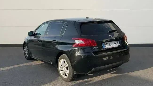 Usado Peugeot 308 Active 100 CV (73 kW) 2016 Negro Utilitario