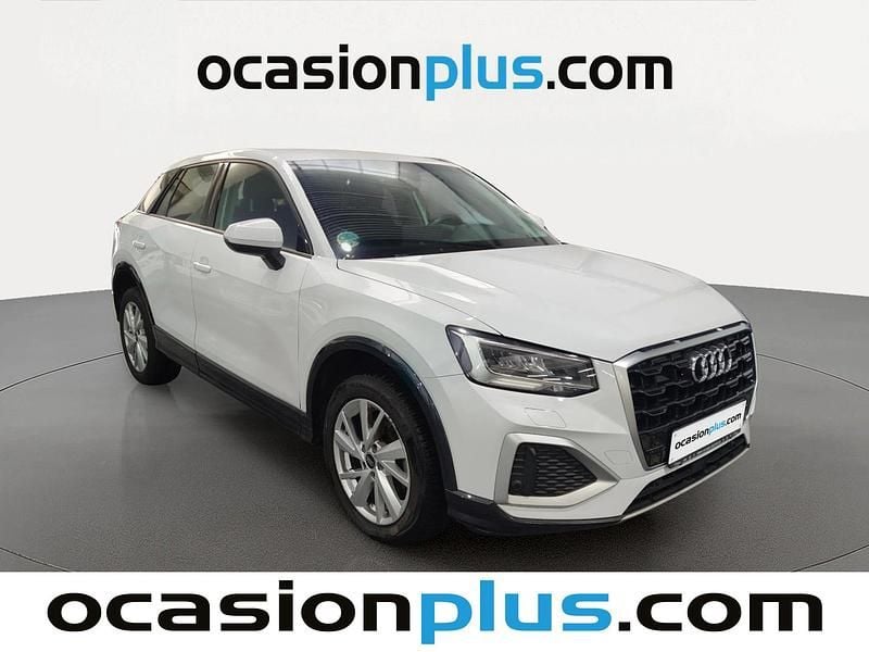 Käytetty Audi Q2 Advanced Plus 150 HP (110 kW) 2023 Valkoinen Katumaasturi