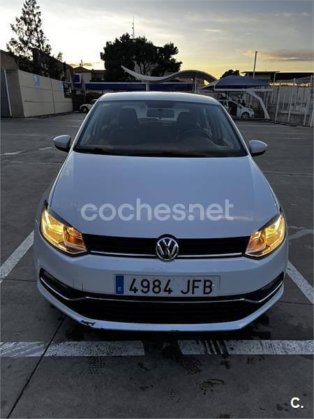 Blanco Usado 2015 VW Polo Advance Berlina | 6200 € (Buen precio) - Imagen 1/4
