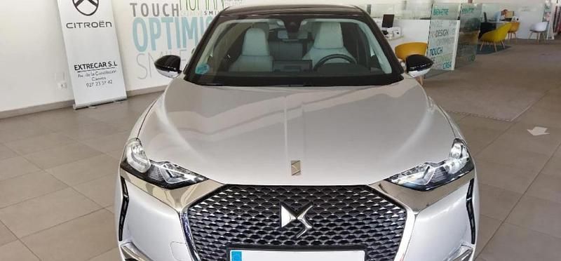 Usado DS Automobiles DS3 Crossback Connected Chic 99 CV (72 kW) 2020 Pintura chrystal pearl SUV